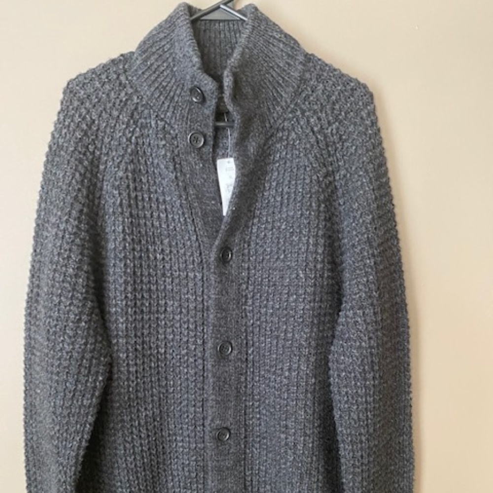 Banana Republic mens cardigan sweater